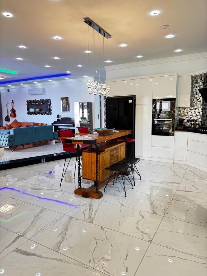 RE/MAX PUPA'DAN KALKAN'DA SATILIK LÜKS DENİZ MANZARALI VİLLA - Görsel 10