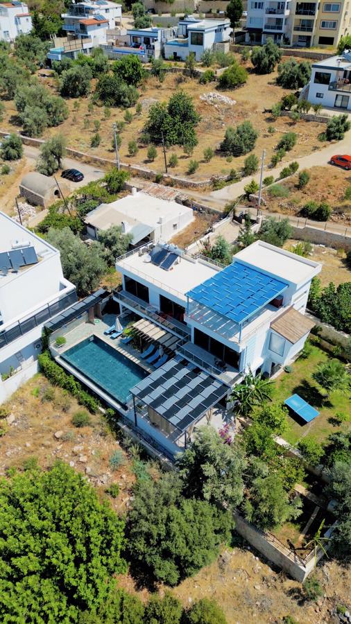 RE/MAX PUPA'DAN KALKAN'DA SATILIK LÜKS DENİZ MANZARALI VİLLA - Küçük Görsel 4